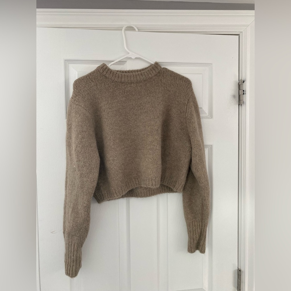 Zara Beige Crew Neck Sweater